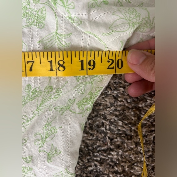 5/$25 Woolrich women’s 100% cotton button up blouse  size small - Picture 5 of 11